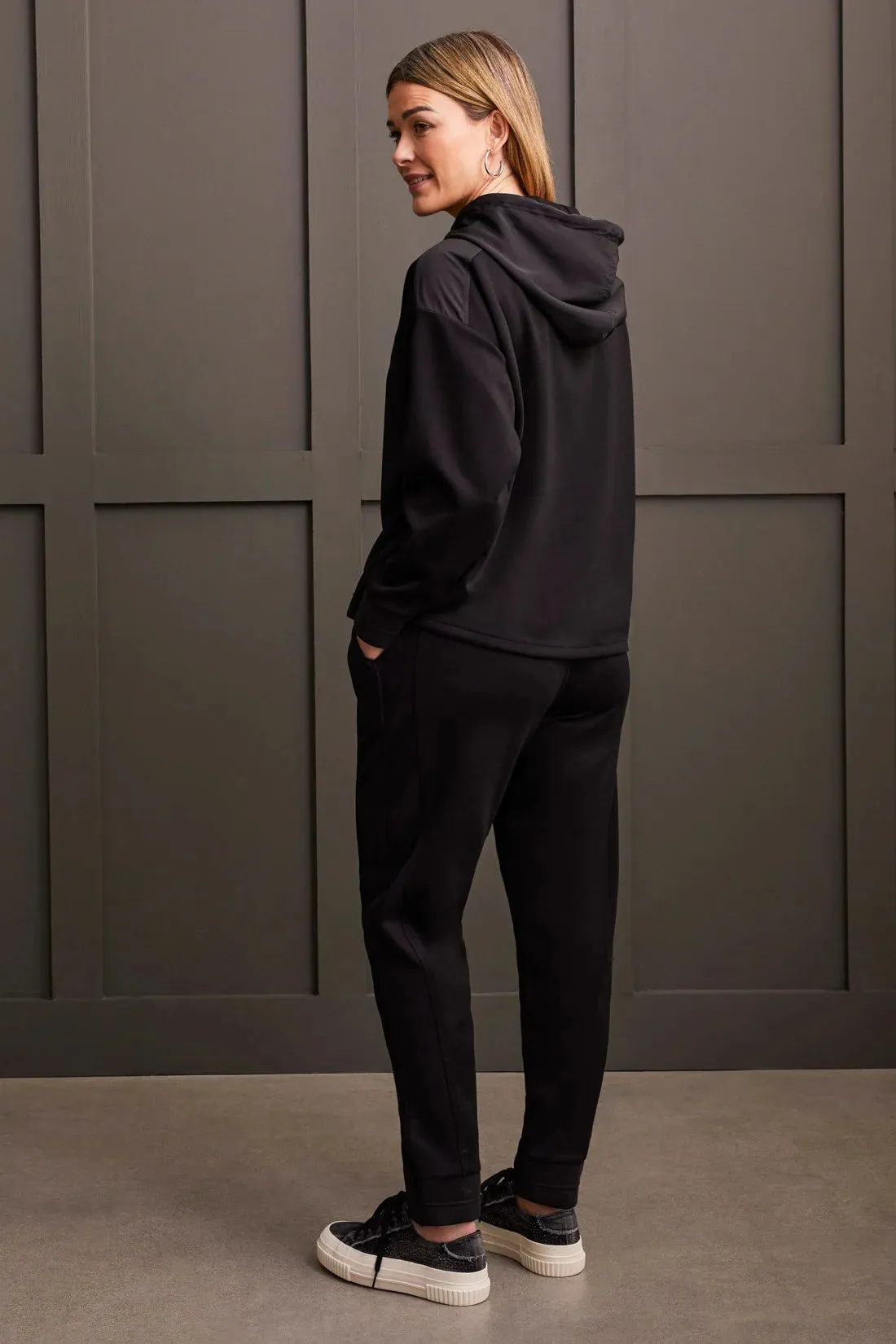 COMBO FABRIC TOP WITH HOOD